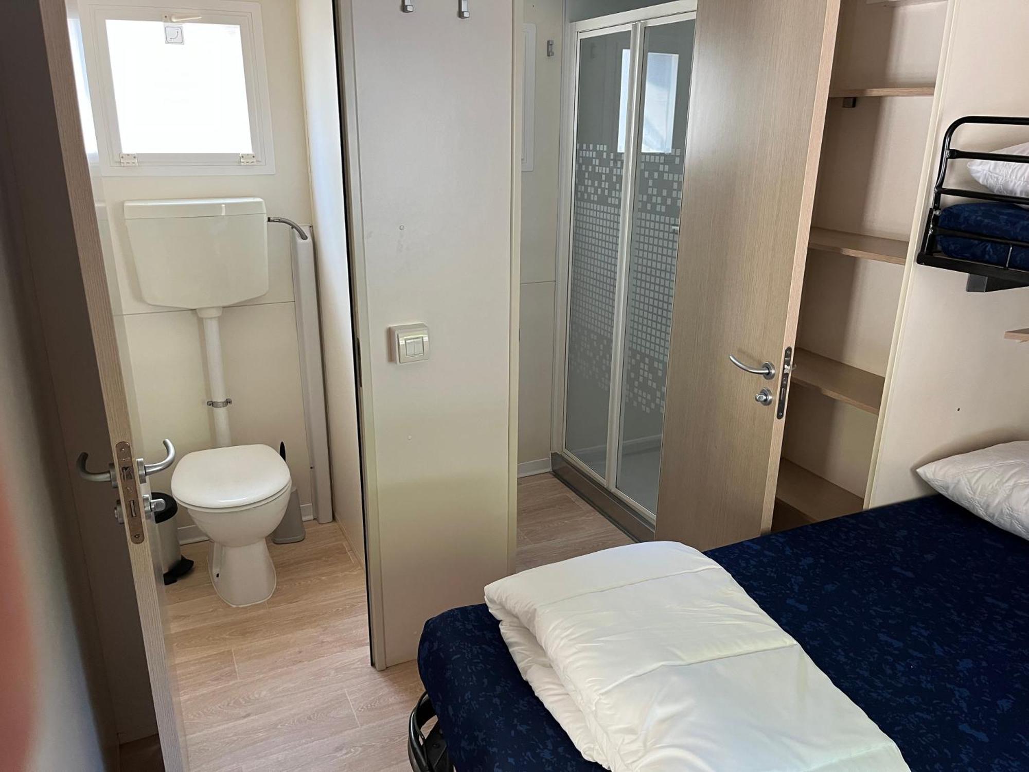 Chalet Camping River Italie Met 2 Slaapkamers Ameglia Kültér fotó