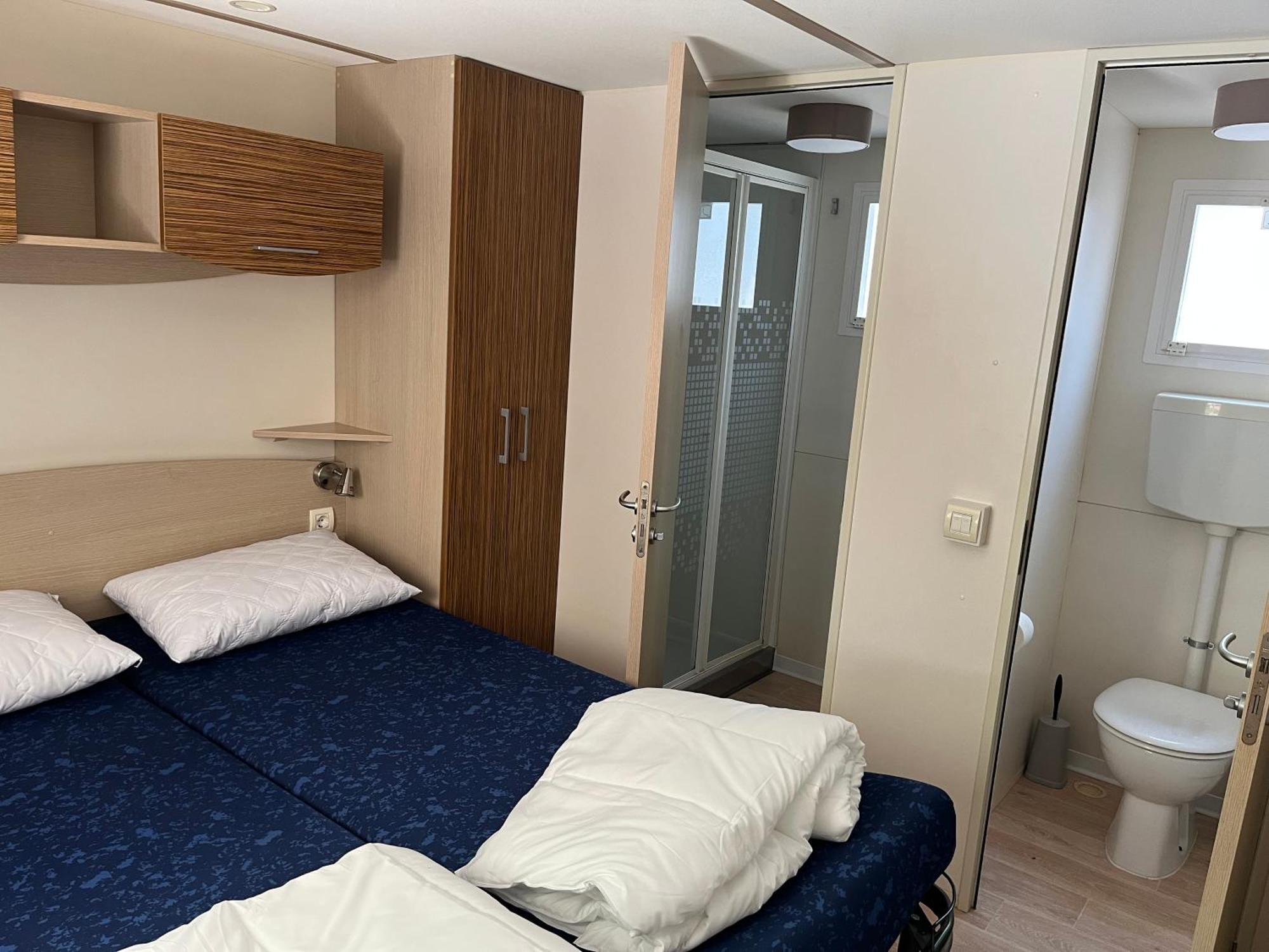 Chalet Camping River Italie Met 2 Slaapkamers Ameglia Kültér fotó